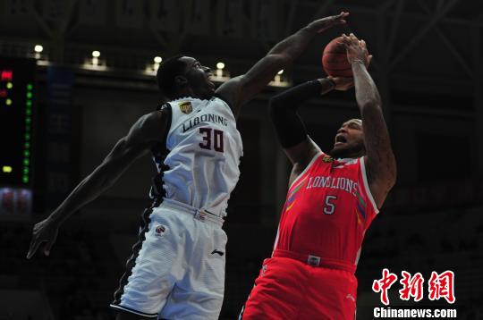 CBA联赛第12轮辽宁本钢主场胜时代中国广州