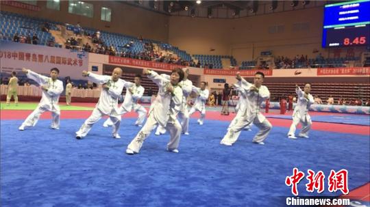 螳螂拳崩步操。广东省体育局供图