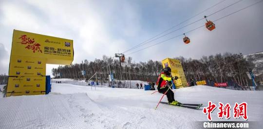 图为崇礼太舞滑雪场“华尔兹”+“波尔卡”通过国际雪联场地认证,今冬将迎来国内,规格高山滑雪赛事。崇礼区委宣传部提供