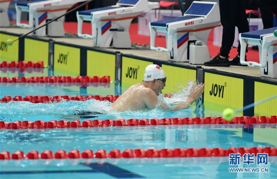 ����������6����Ӿ�������˻᣺������ʽ��Ļ����ö��