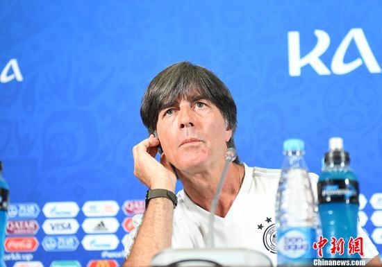 资料图:德国队主帅勒夫。 <a target='_blank' href='http://www.chinanews.com/'>中新社</a>记者 田博川 摄