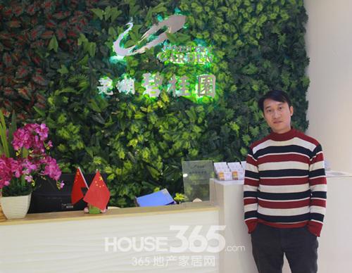 ����������