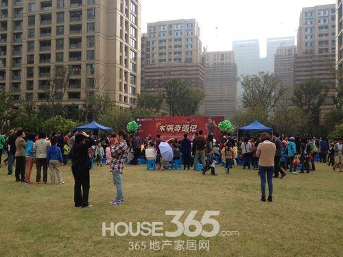 ���ƺ�Ͽͻ��ȴ����ʼ 365�ز��Ҿ�������/��