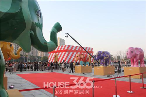 万象城盛大启幕盛典 365地产家居网/摄