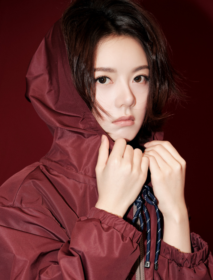 �Խ��󴩺�ɫ�˶����������ֿ� ���Դ���