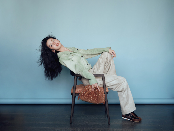 �¶��鴩ǳ���������׹ ������ЦԪ������