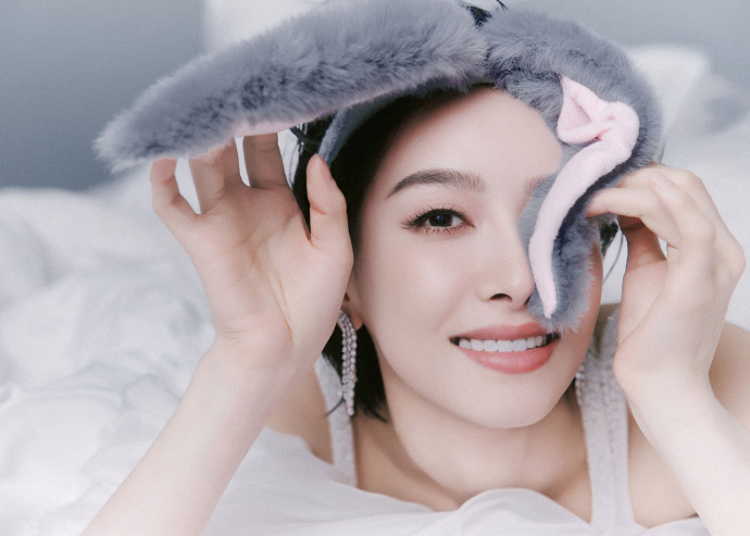 ���紩��ɴȹ���ö����� �����鶯Ԫ������